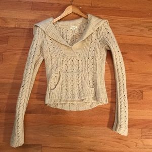 tan american eagle knit sweater